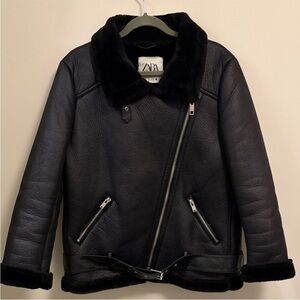 NWOT ZARA Black Faux Lamb Leather Coat with Faux Fur SZ LARGE